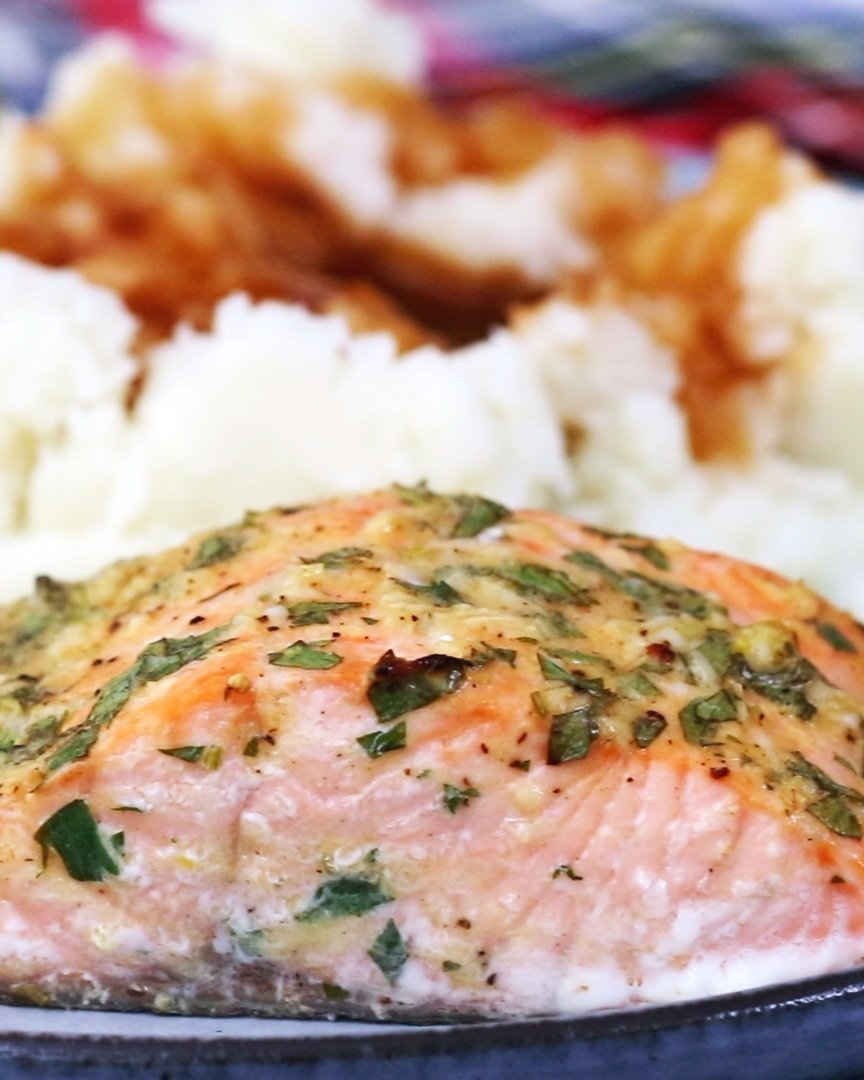 Baked Salmon with Garlic and Dijon