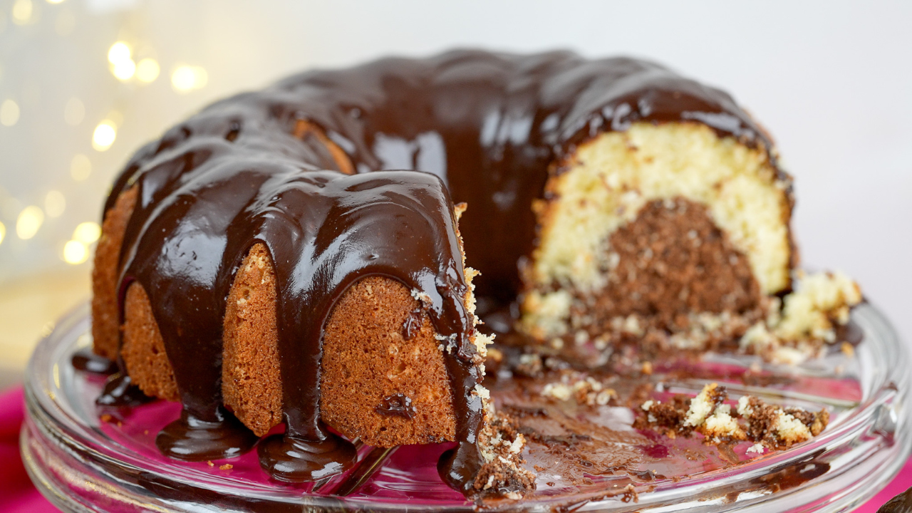 the Ultimate Marble Cake Experience with Rich Chocolate Ganache