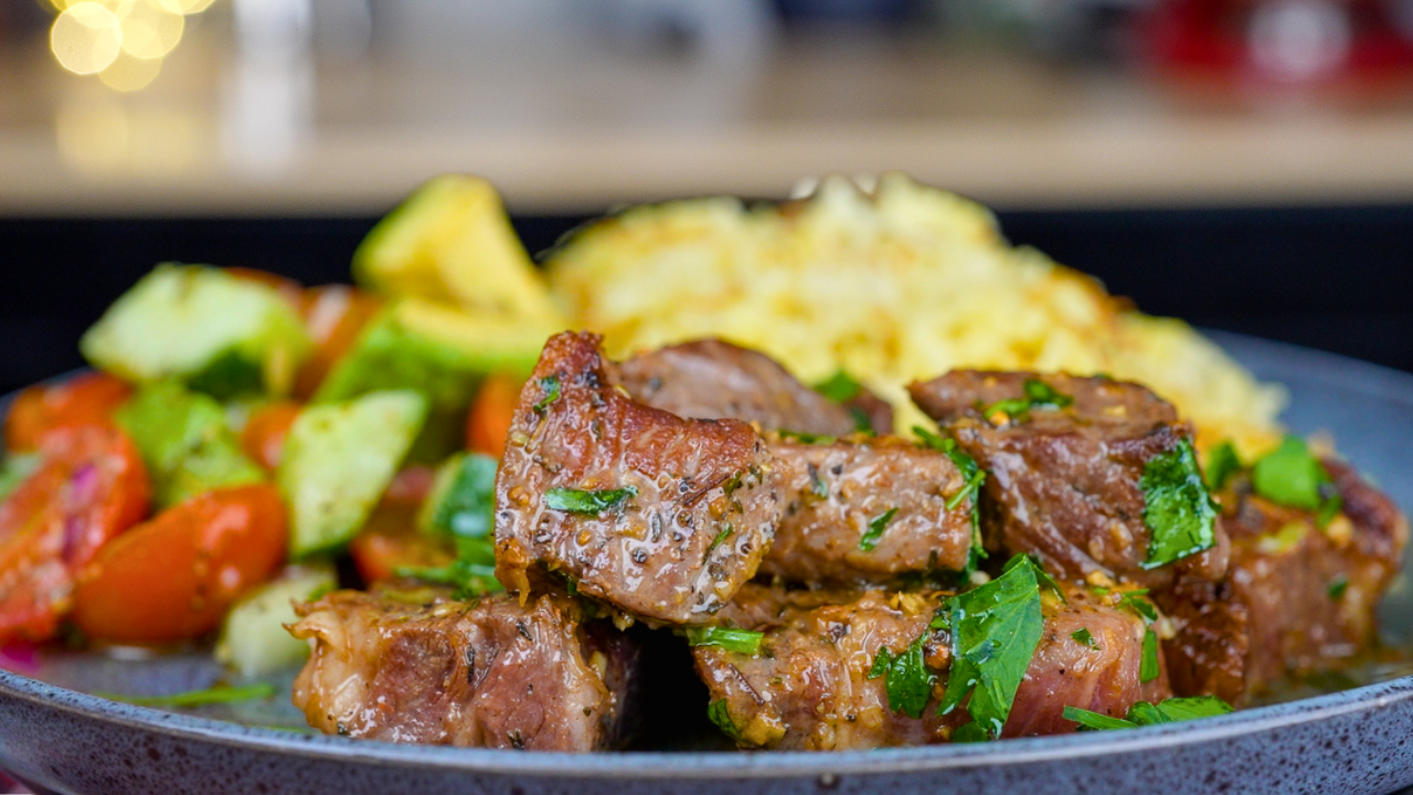Garlic Butter Steak Bites Recipe