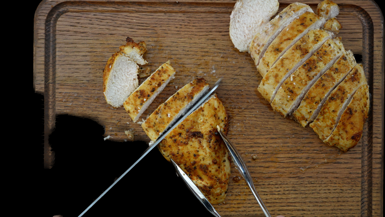 Juicy Chicken Breast Air Fryer VS Oven - step 1