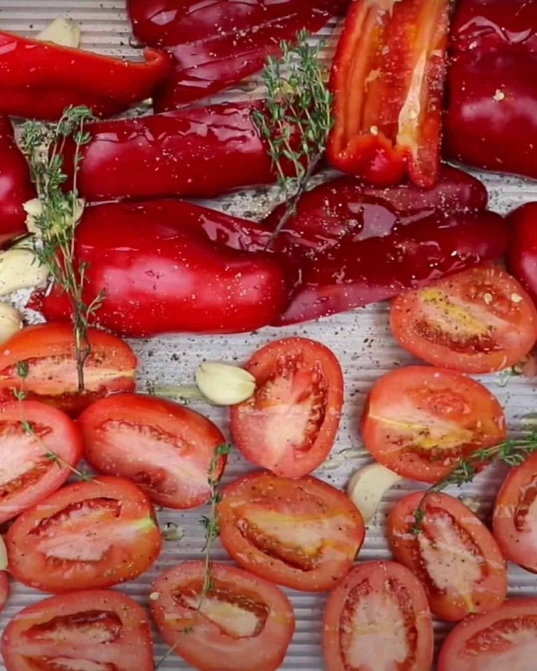 Roasted Red Pepper and Tomato Soup (Vegan) - step 2