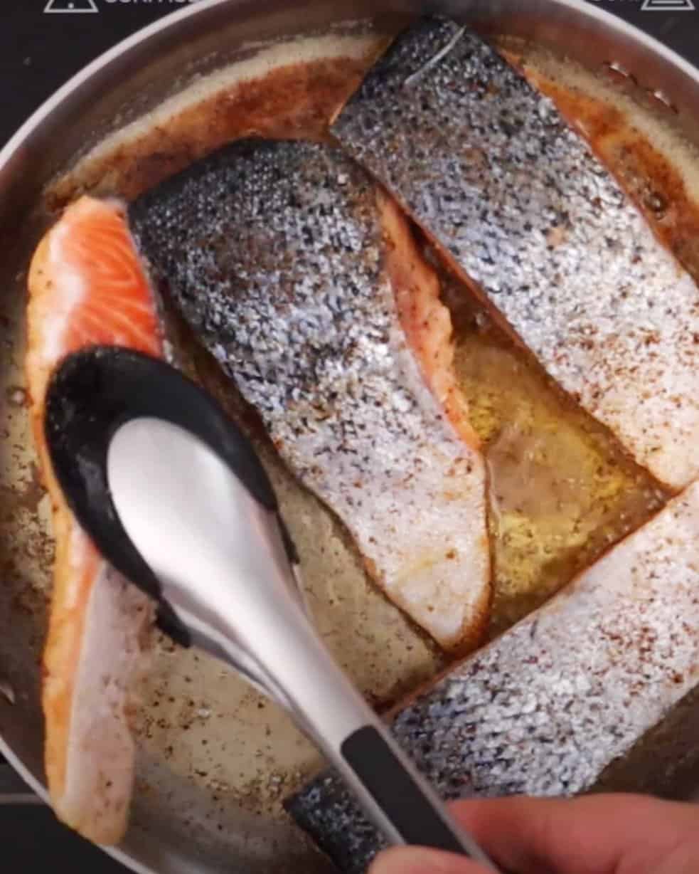 Lemon Butter Pan Seared Salmon - step 2