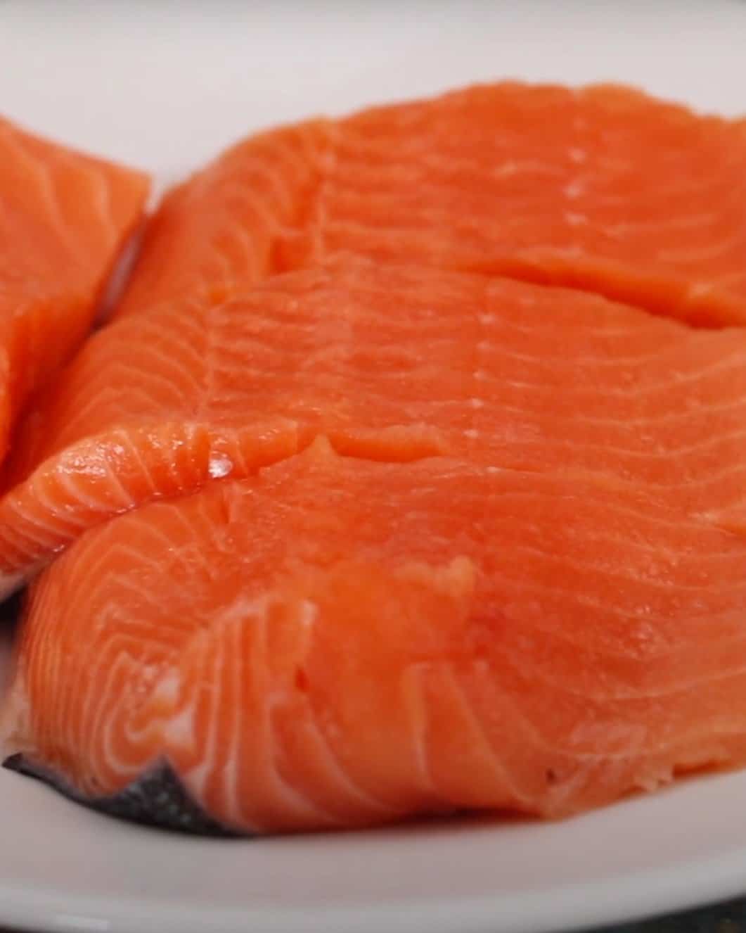 Lemon Butter Pan Seared Salmon - step 3