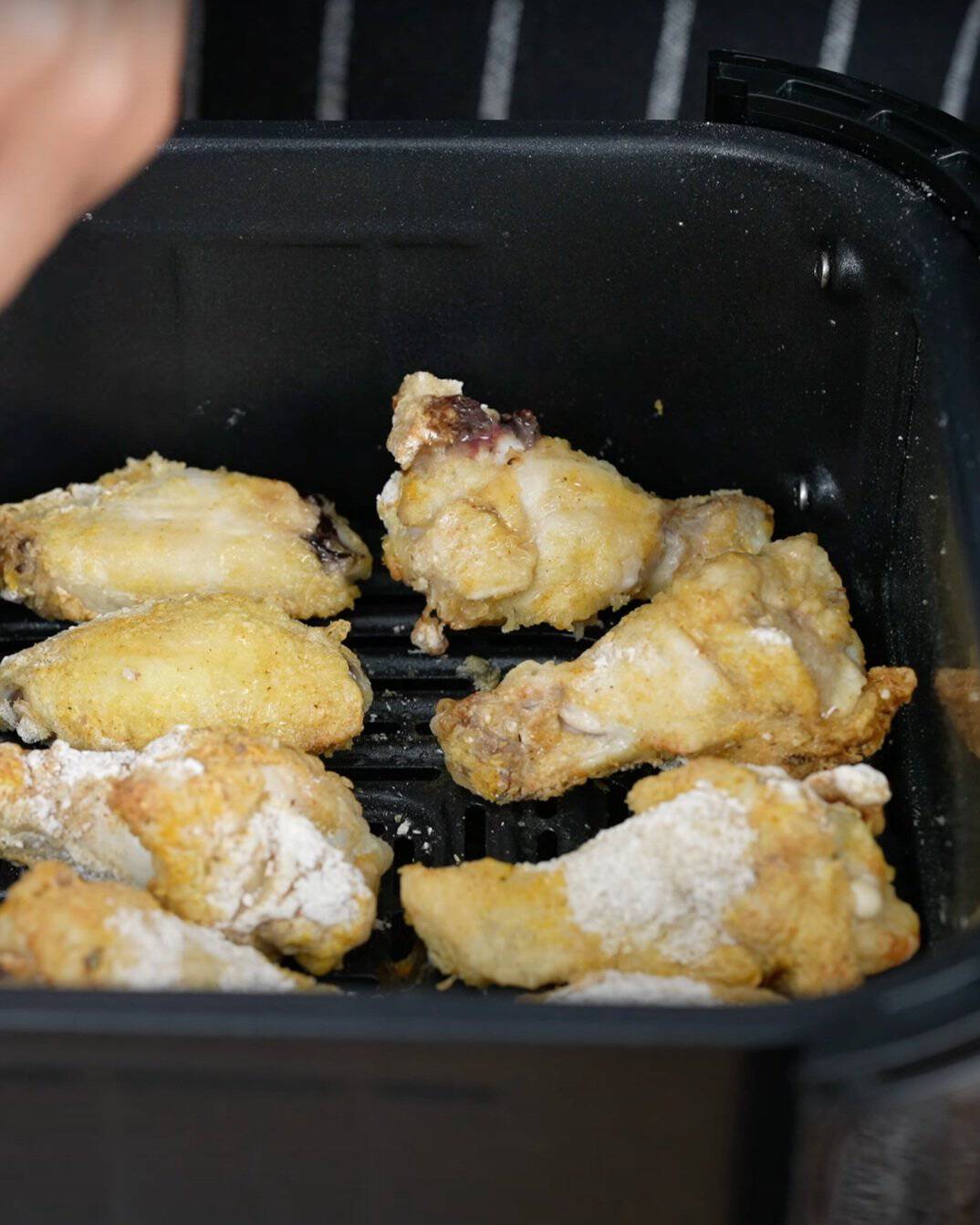 Air Fryer Firecracker Chicken Wings - step 2