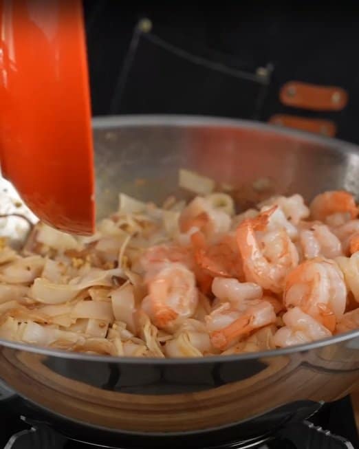 Shrimp Pad Thai - step 3