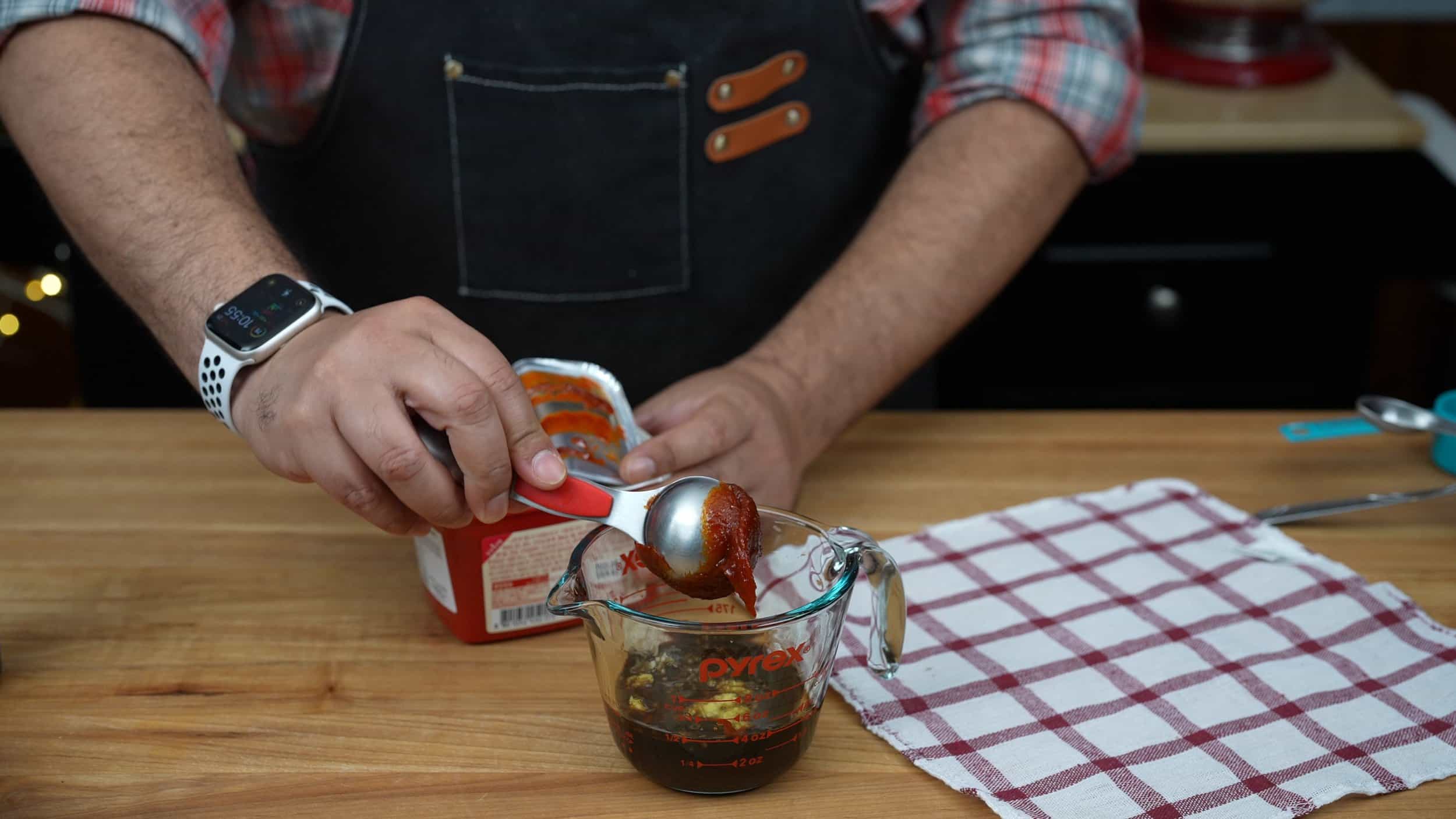 Easy Korean Ground Beef Bowls Recipe - finished bowl with toppings