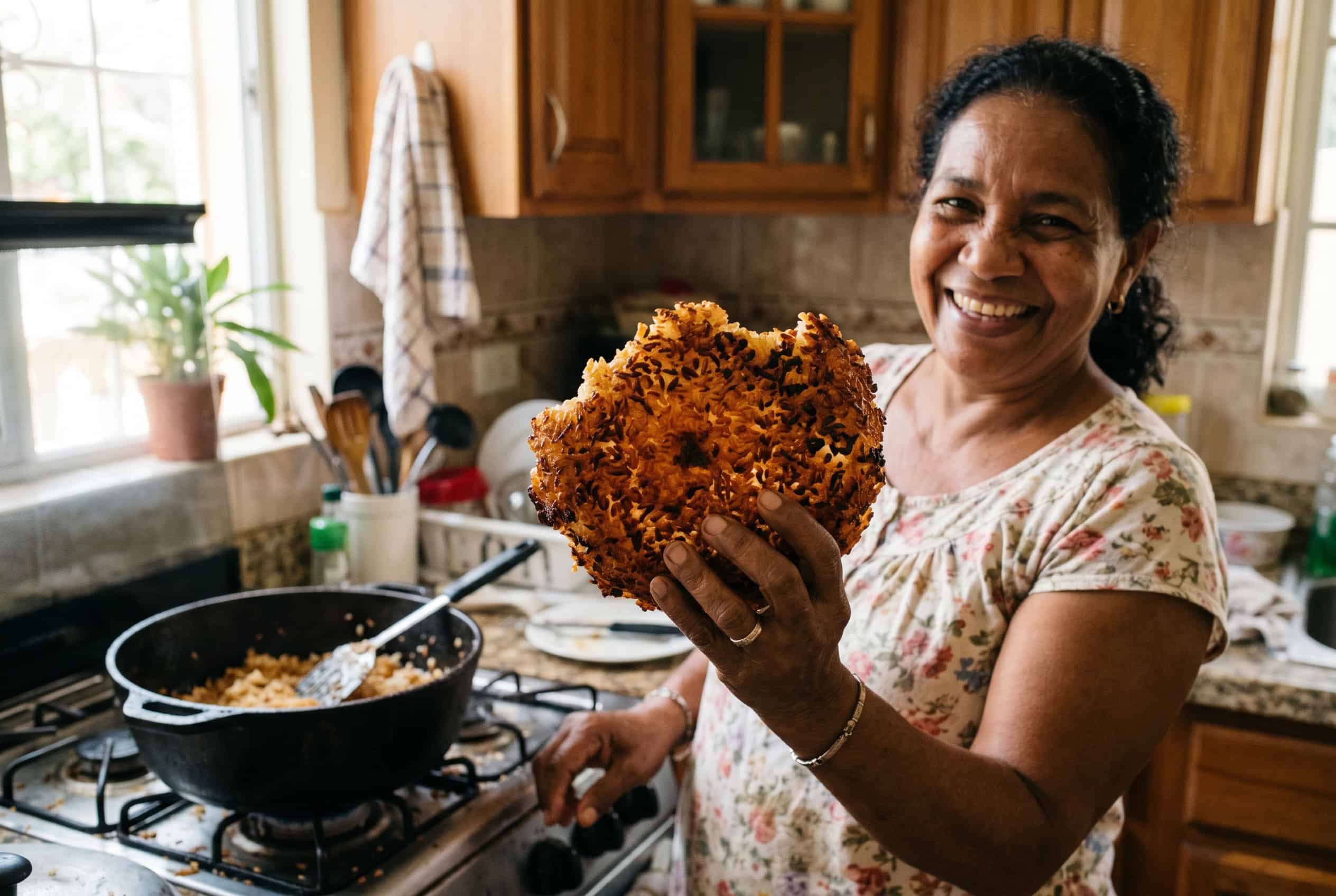 Concon Dominicano — Crispy Dominican Rice