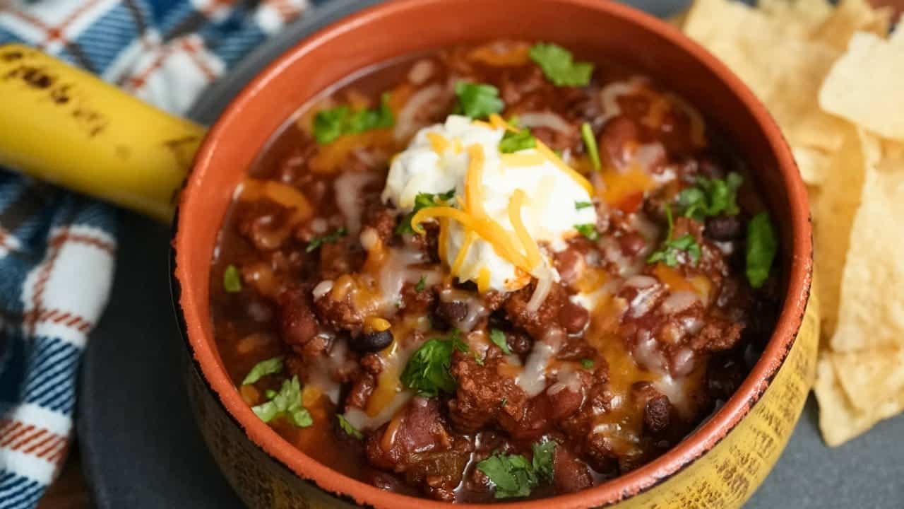 Ultimate Slow Cooker Chili Recipe slow-cooker-chili-real